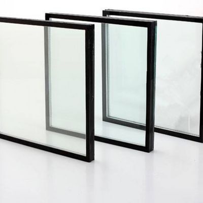 Kính chống tia cực tím nhiệt độ cao với khả năng chống va chạm cao và truyền ánh sáng cao